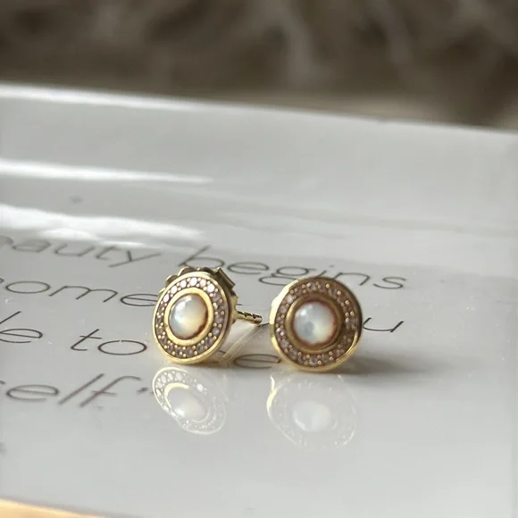 Ippolita Mother of Pearl Diamond 18k Mini Lollipop Stud Earrings - Picture 8 of 9